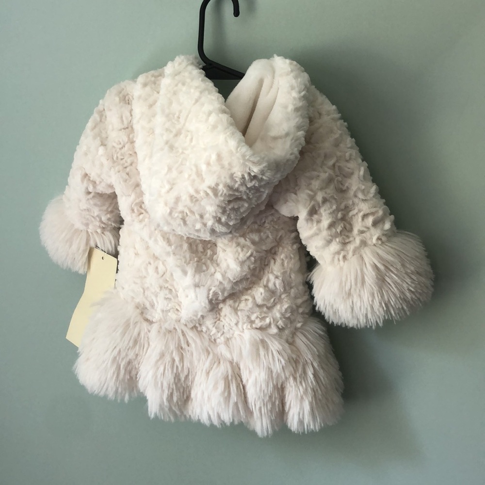 NWT American Widgeon White Coat - Picture 3 of 4